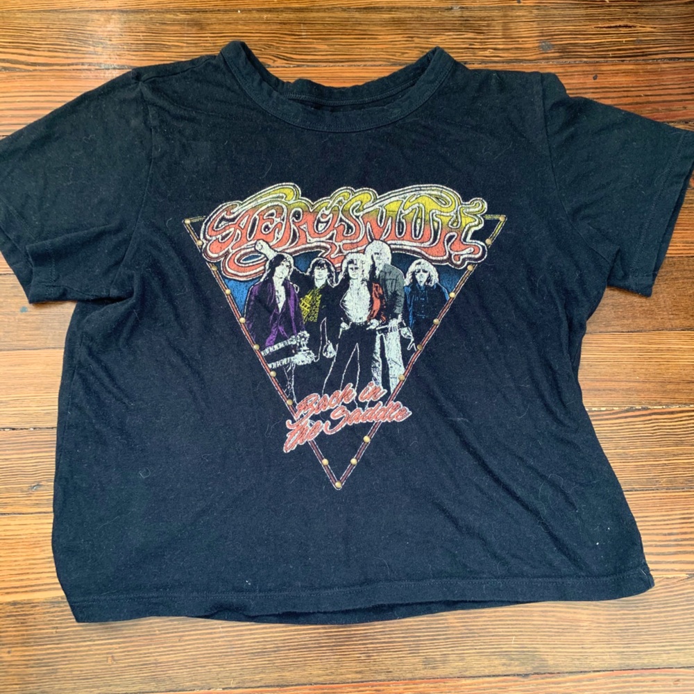 Cropped Aerosmith tee